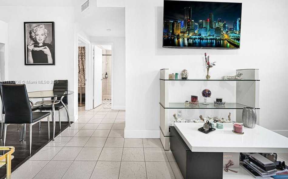 Small Image of 5080 EAST 5TH AVE, Hialeah Number 32
