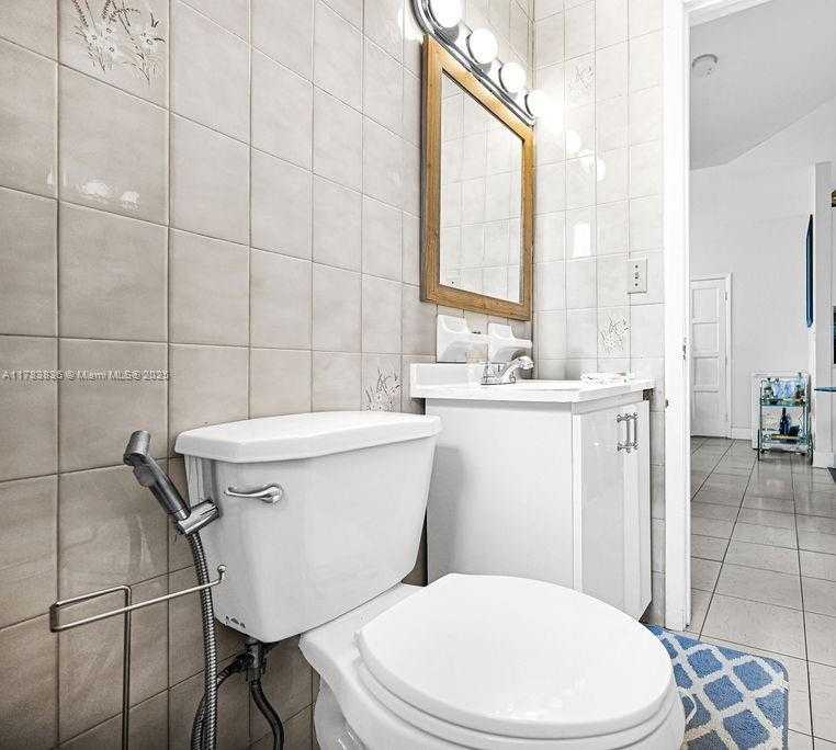 Small Image of 5080 EAST 5TH AVE, Hialeah Number 38