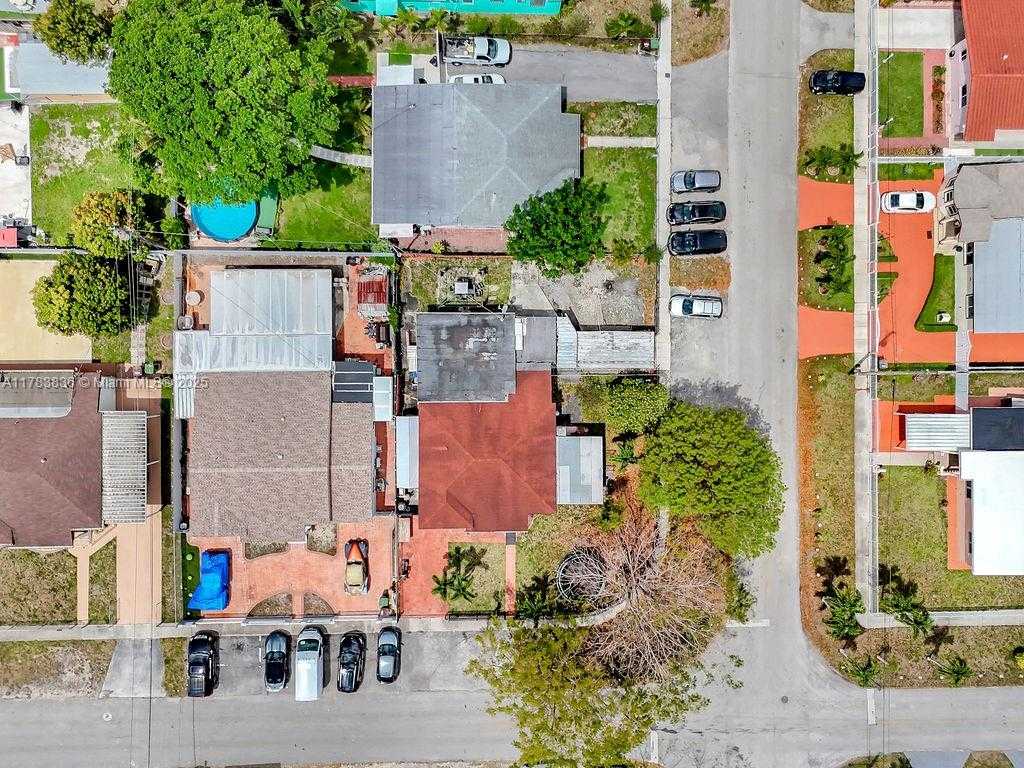 Small Image of 5080 EAST 5TH AVE, Hialeah Number 43