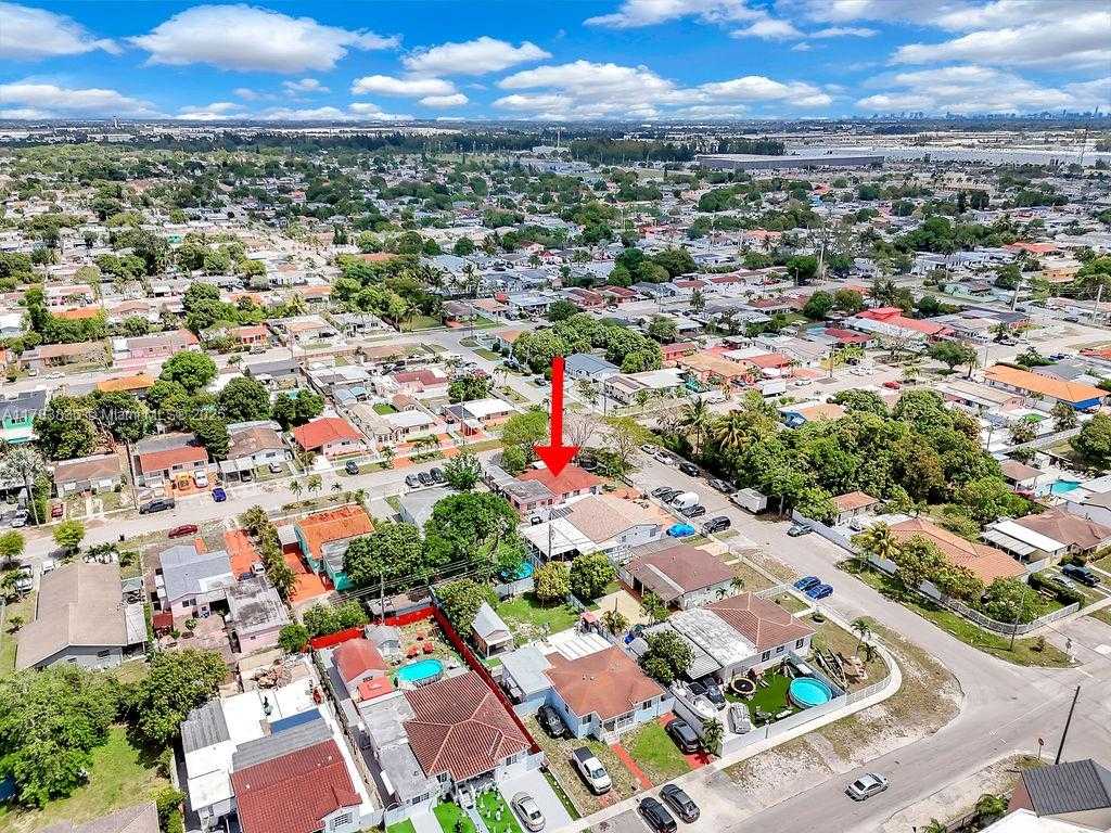 Small Image of 5080 EAST 5TH AVE, Hialeah Number 52