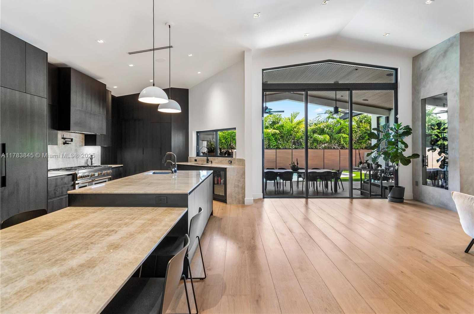 Small Image of 2275 NORTH EAST 120TH ST, North Miami Number 5
