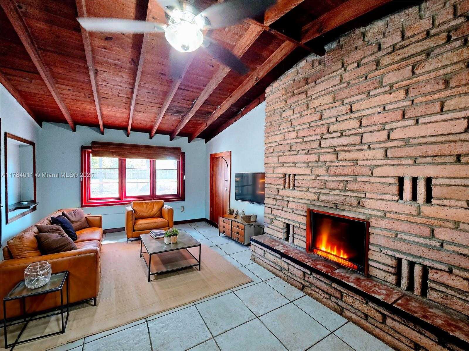 Small Image of 6208 SOUTH WEST 26TH ST, Miramar Number 19