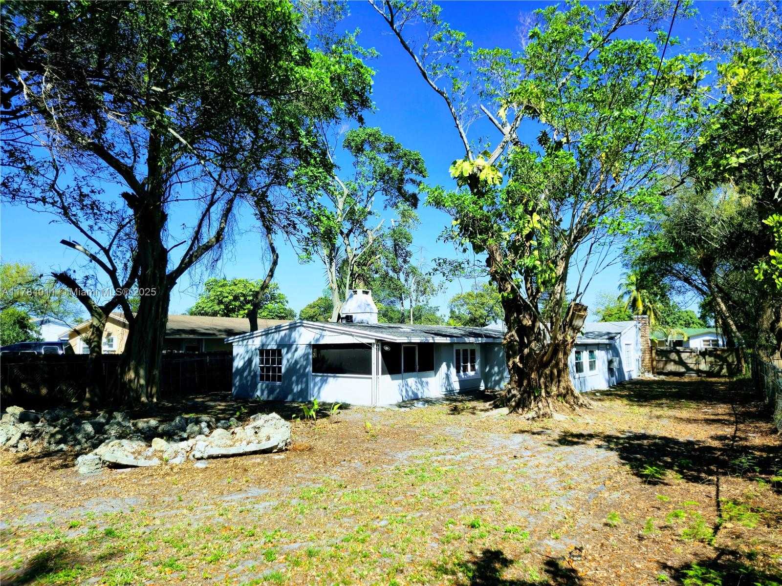 Small Image of 6208 SOUTH WEST 26TH ST, Miramar Number 21