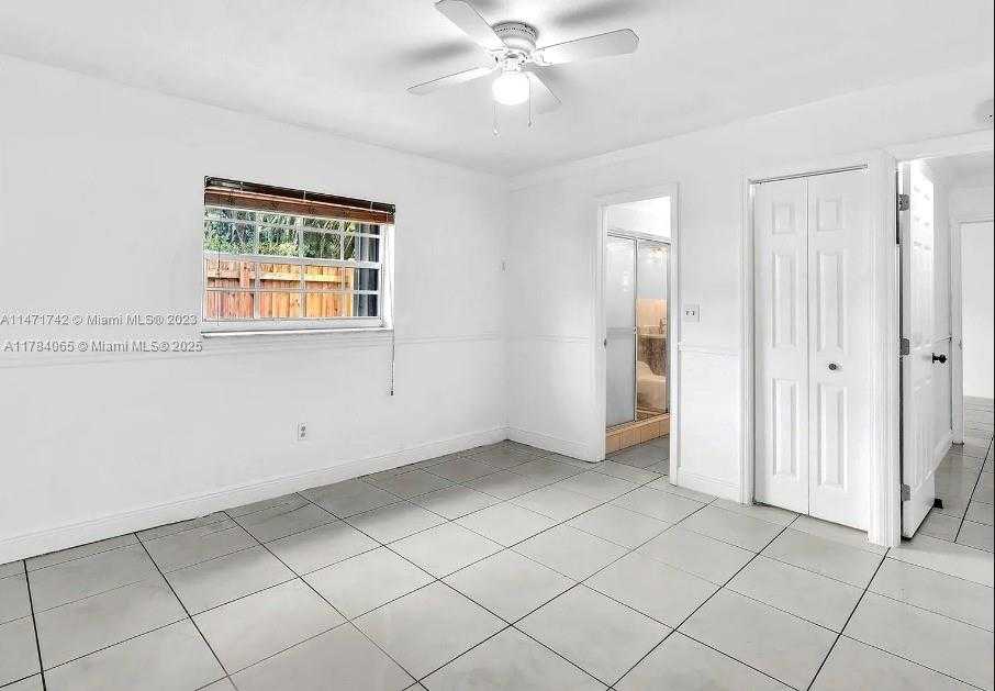 Small Image of 936 NORTH EAST 132ND ST, North Miami Number 22