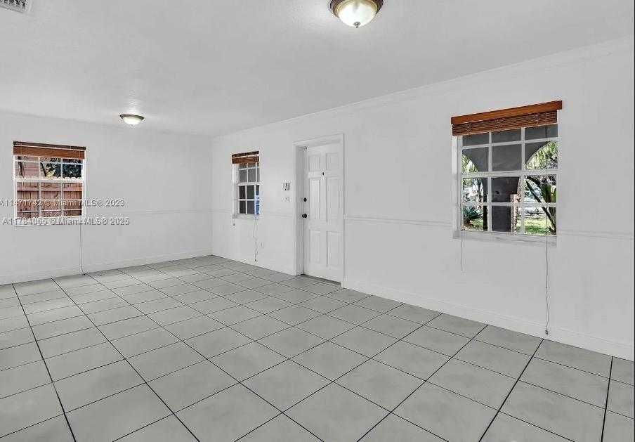 Small Image of 936 NORTH EAST 132ND ST, North Miami Number 28