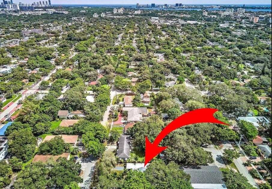 Small Image of 936 NORTH EAST 132ND ST, North Miami Number 33