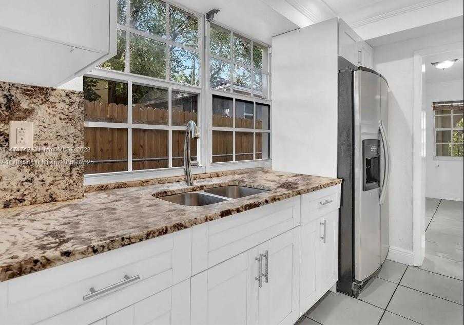 Small Image of 936 NORTH EAST 132ND ST, North Miami Number 7
