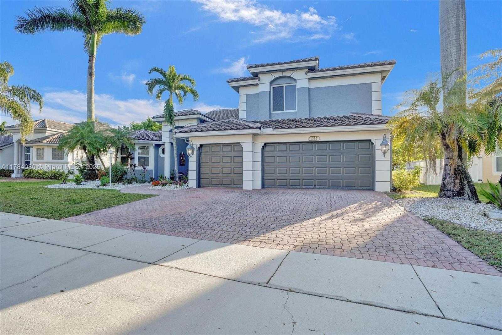 Small Image of 1322 NORTH WEST 139TH AVE, Pembroke Pines Number 2