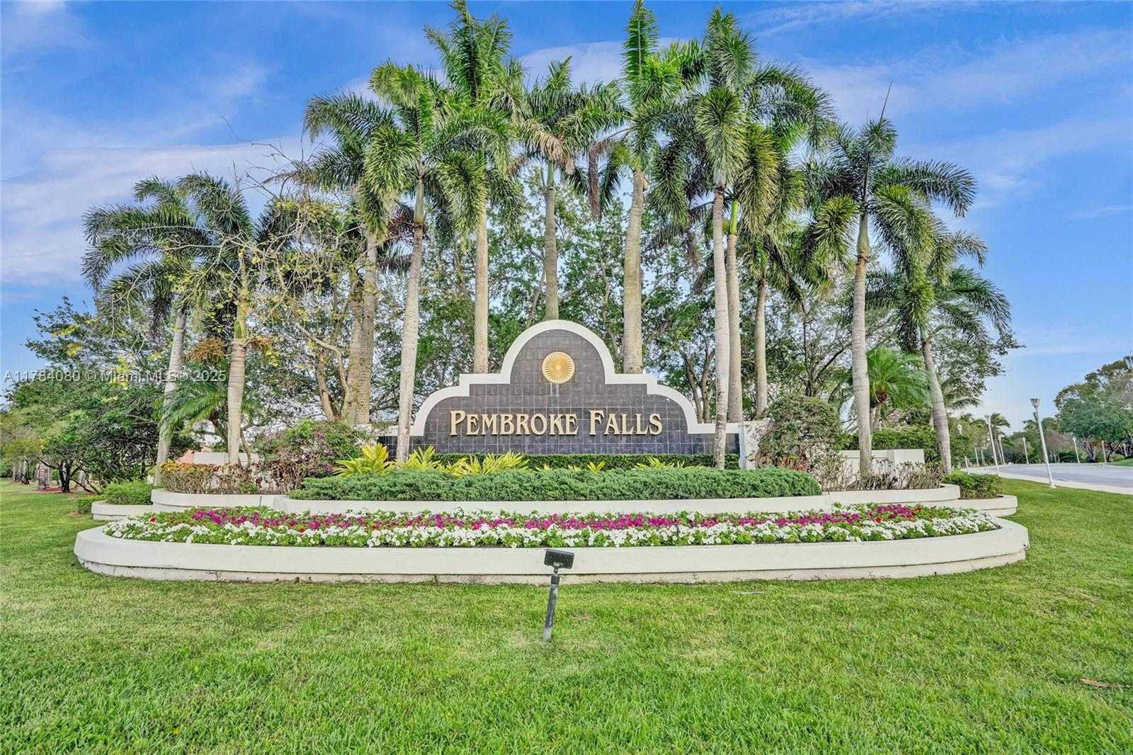 Small Image of 1322 NORTH WEST 139TH AVE, Pembroke Pines Number 36