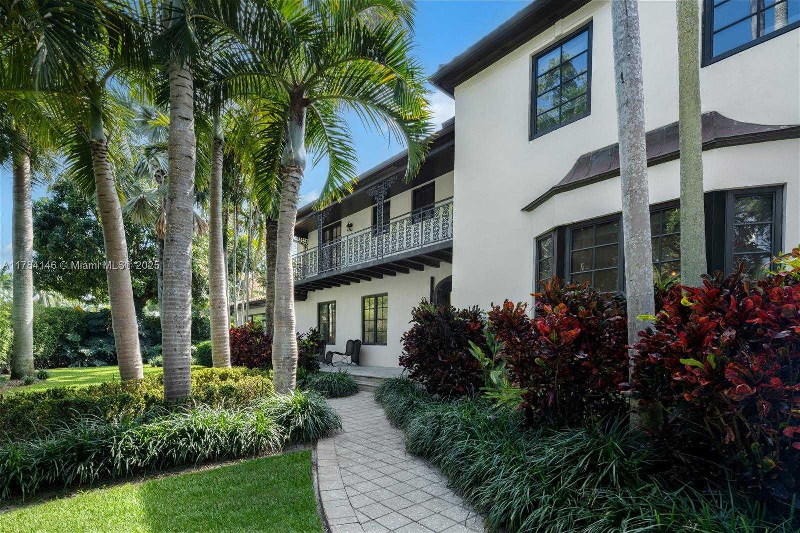 Small Image of 100 EAST DILIDO DR, Miami Beach Number 38