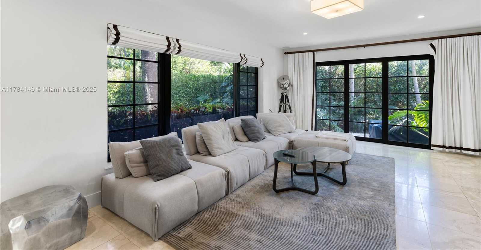 Small Image of 100 EAST DILIDO DR, Miami Beach Number 7