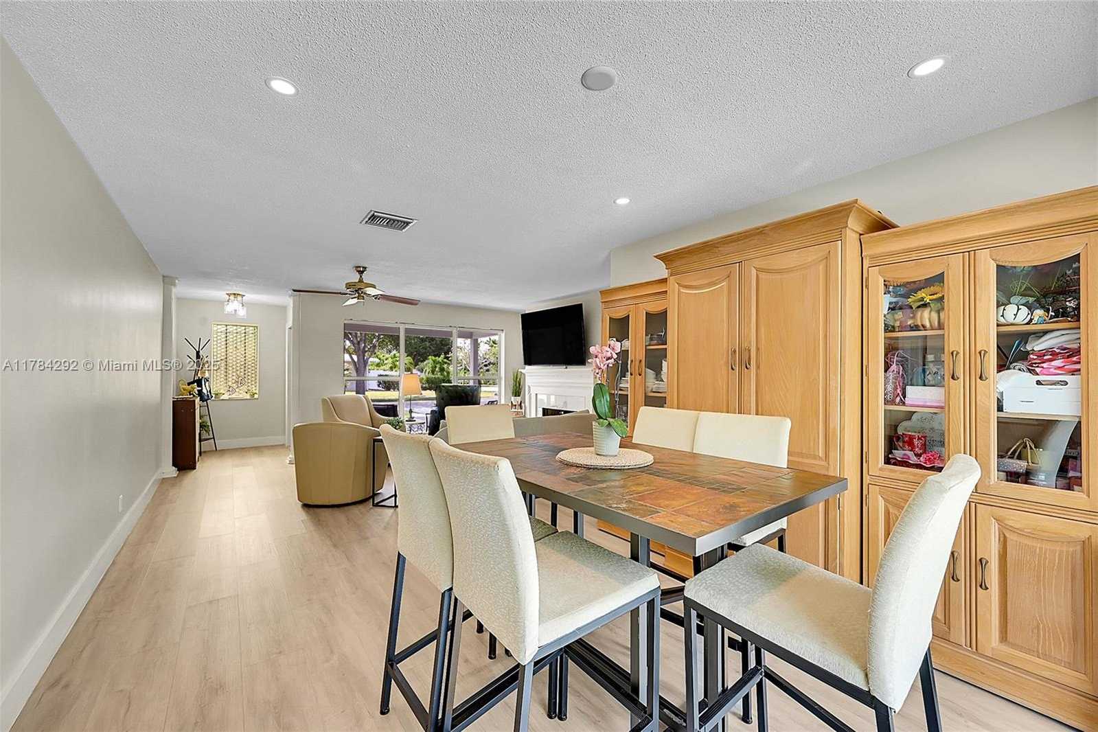 Small Image of 2133 NORTH EAST 63RD CT, Fort Lauderdale Number 14