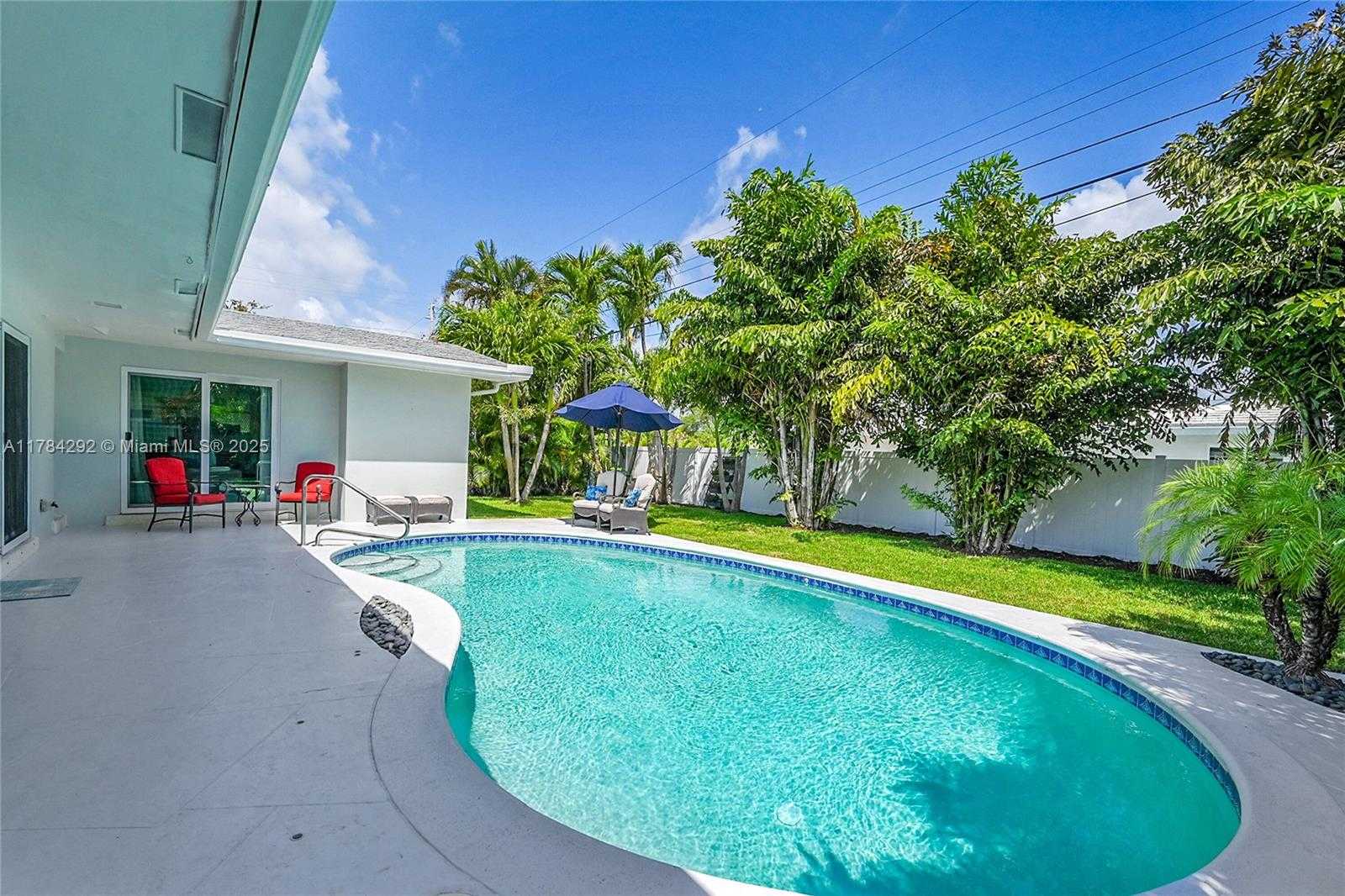 Small Image of 2133 NORTH EAST 63RD CT, Fort Lauderdale Number 3