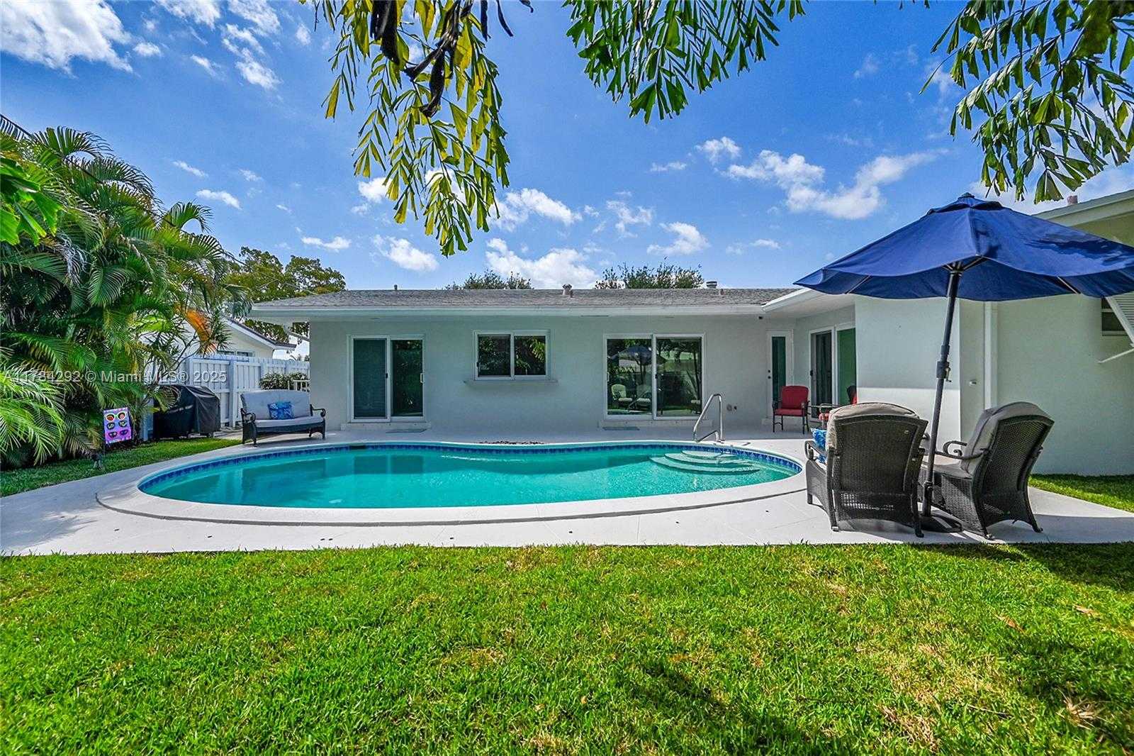 Small Image of 2133 NORTH EAST 63RD CT, Fort Lauderdale Number 35