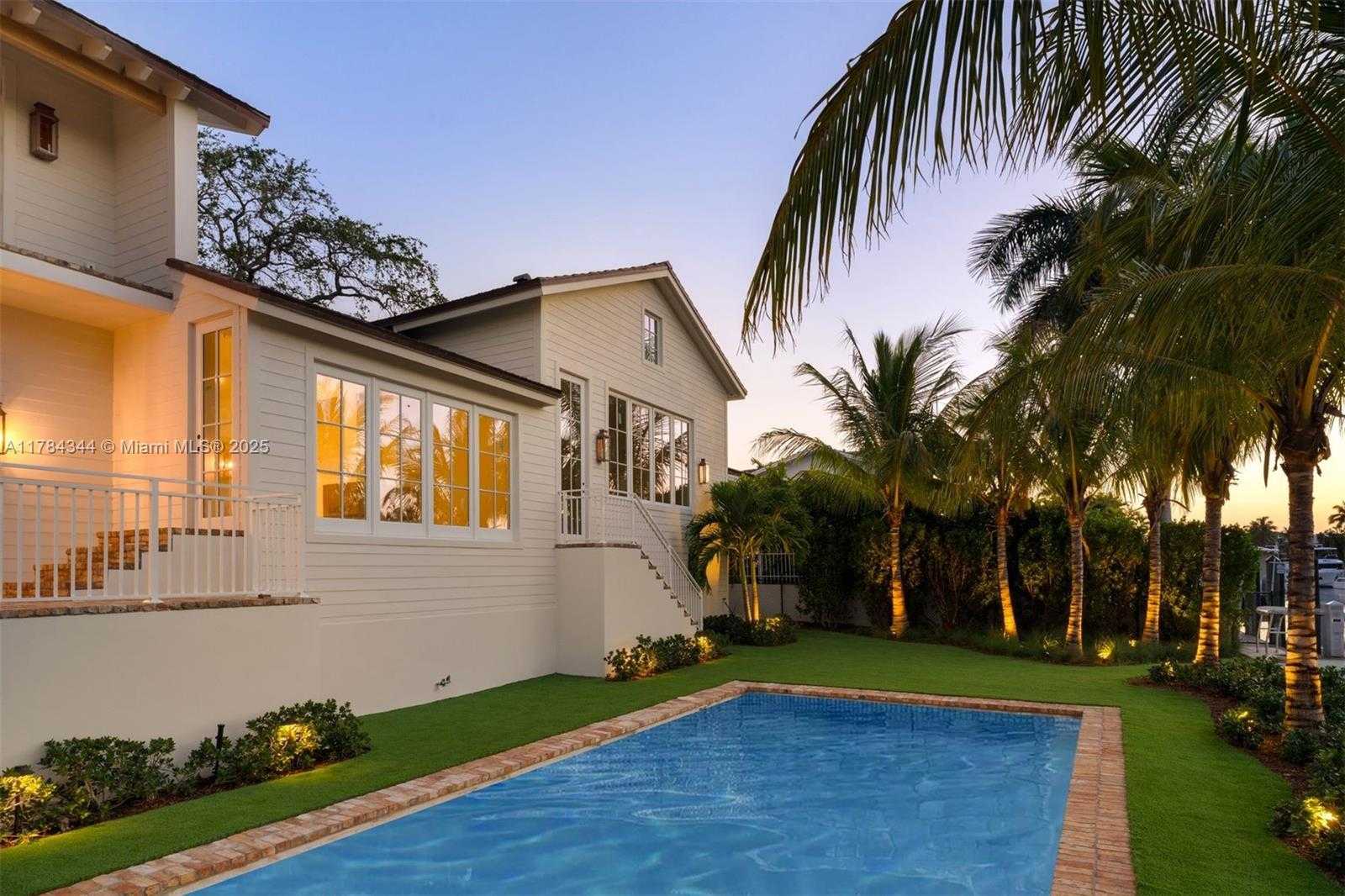 Small Image of 1051 SAN PEDRO AVE, Coral Gables Number 32