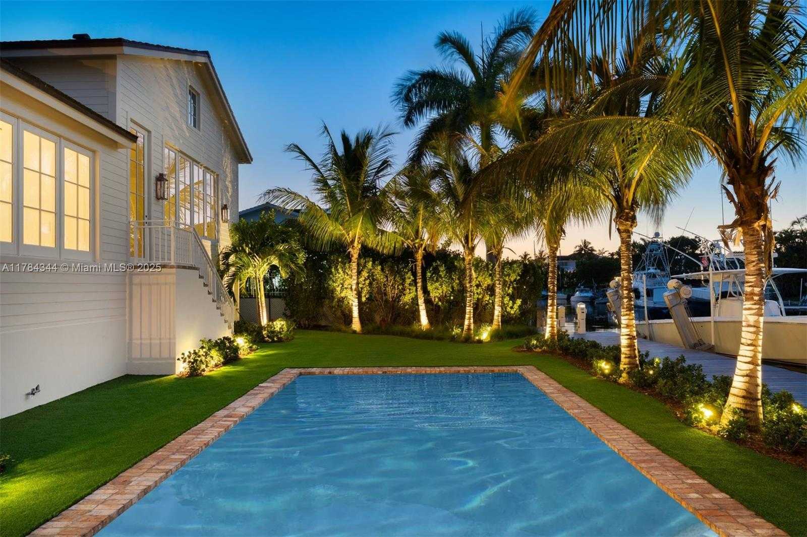 Small Image of 1051 SAN PEDRO AVE, Coral Gables Number 35