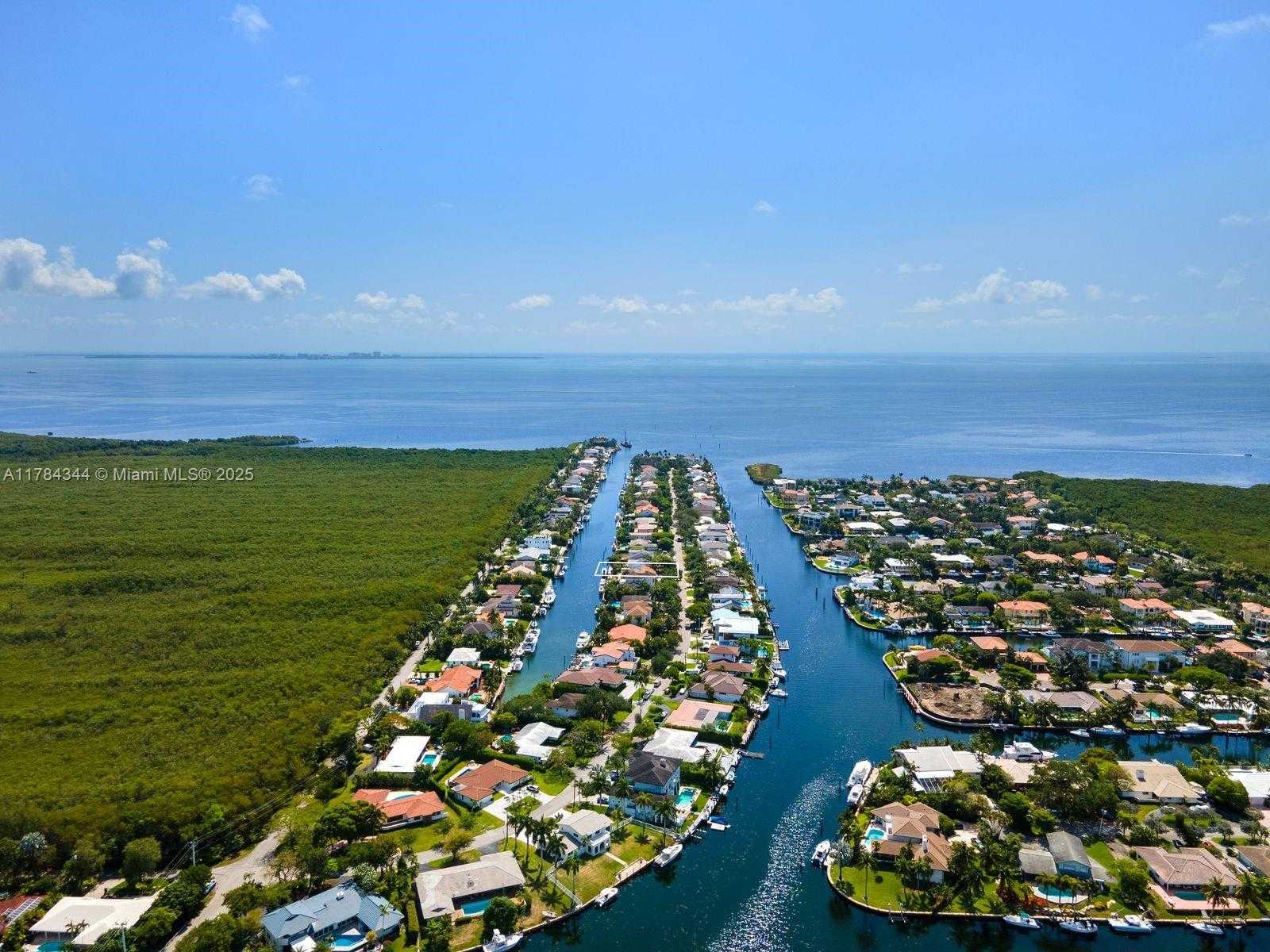 Small Image of 1051 SAN PEDRO AVE, Coral Gables Number 37