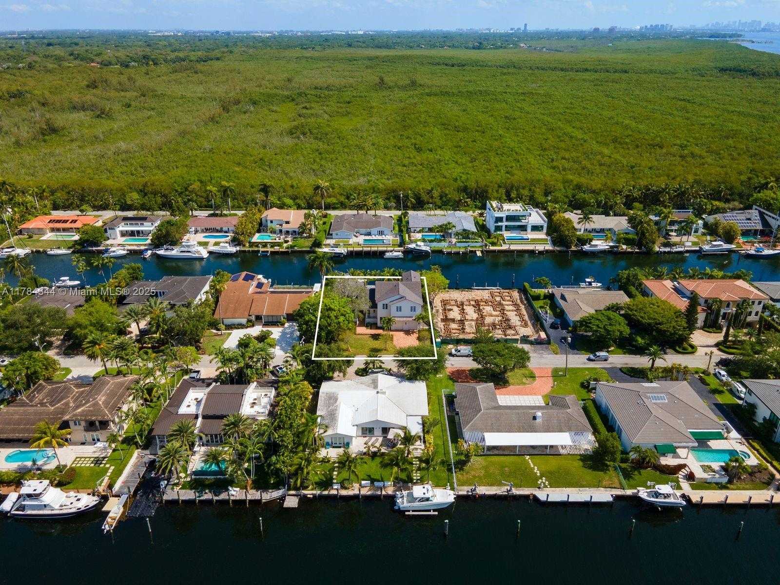 Small Image of 1051 SAN PEDRO AVE, Coral Gables Number 39