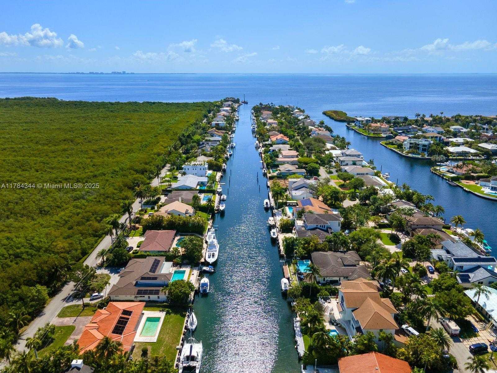Small Image of 1051 SAN PEDRO AVE, Coral Gables Number 40