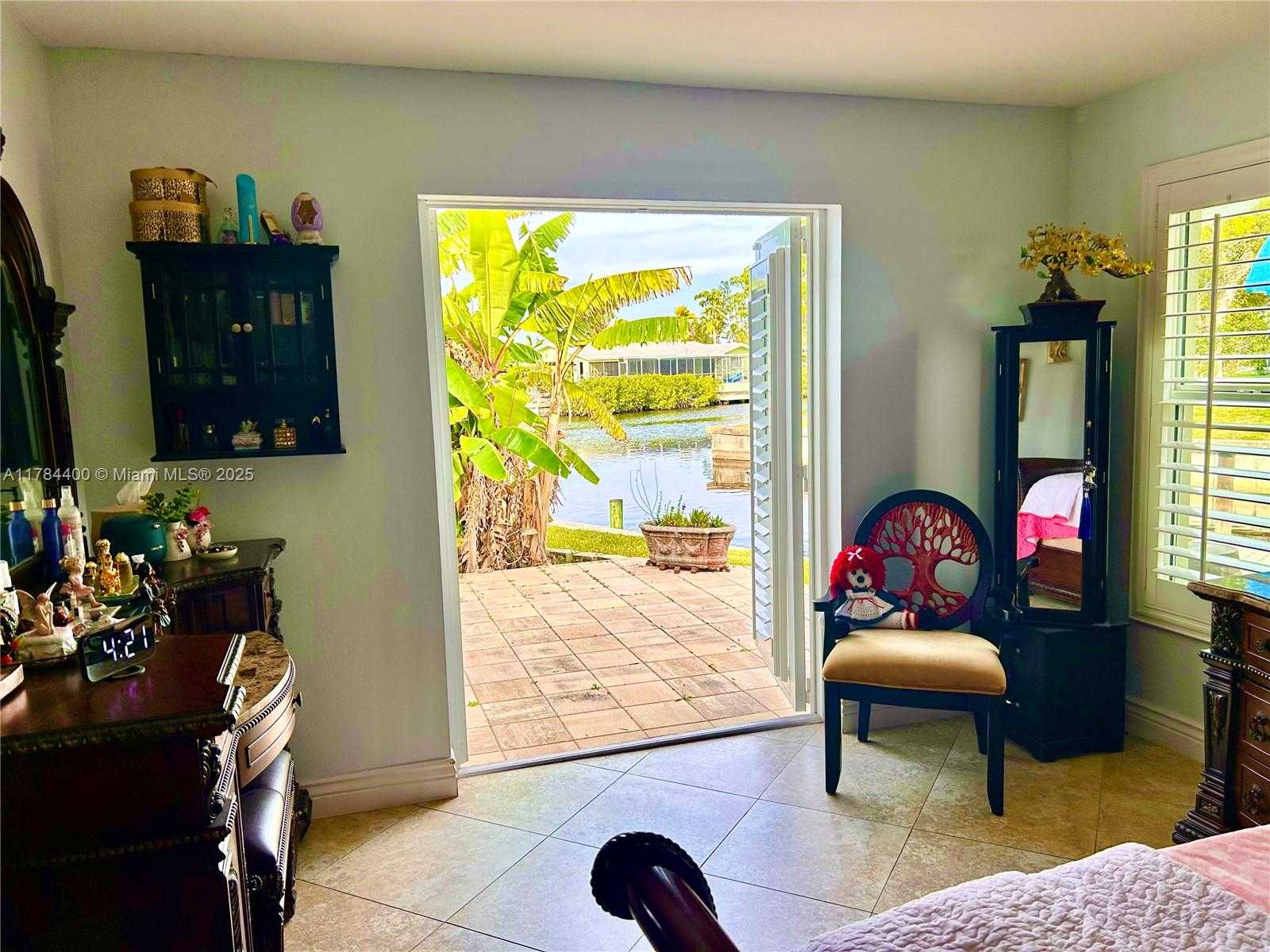 Small Image of 4348 SOUTH ATLANTIC CIR, Fort Myers Number 31