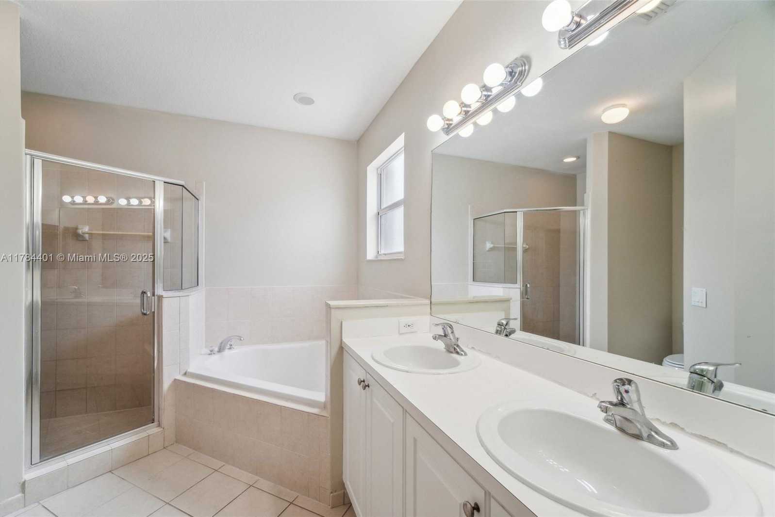 Small Image of 3691 NORTH EAST 4TH ST, Homestead Number 10