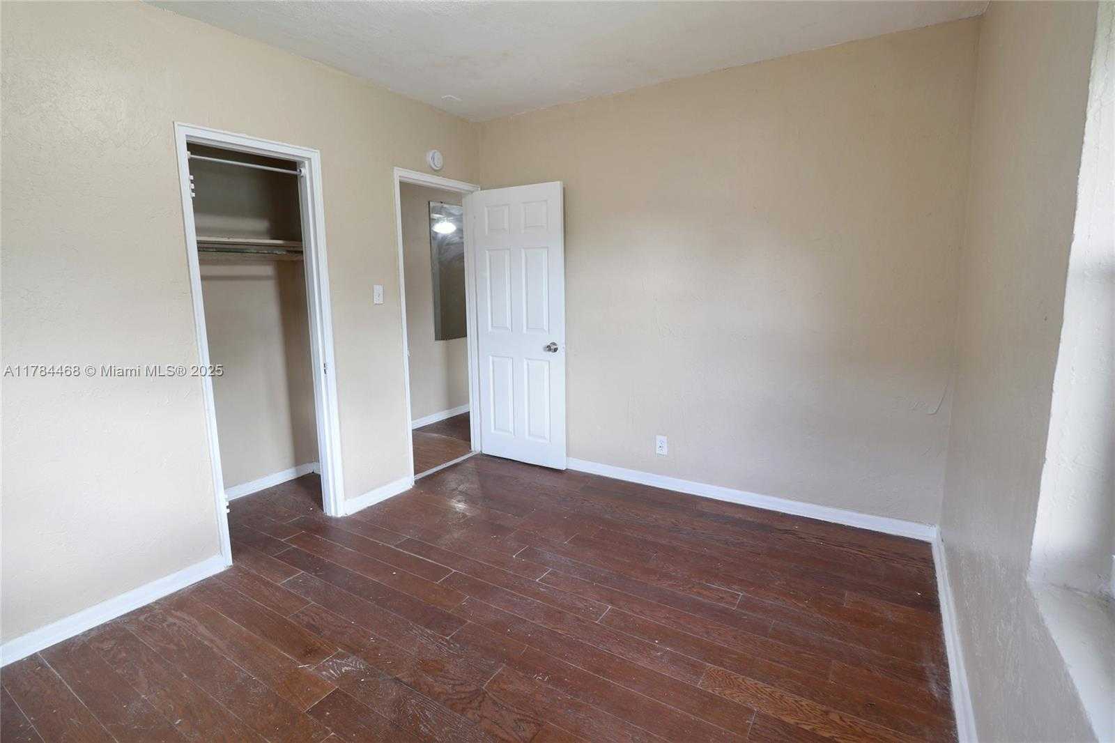 Small Image of 723 NORTH WEST 15TH WAY, Fort Lauderdale Number 12