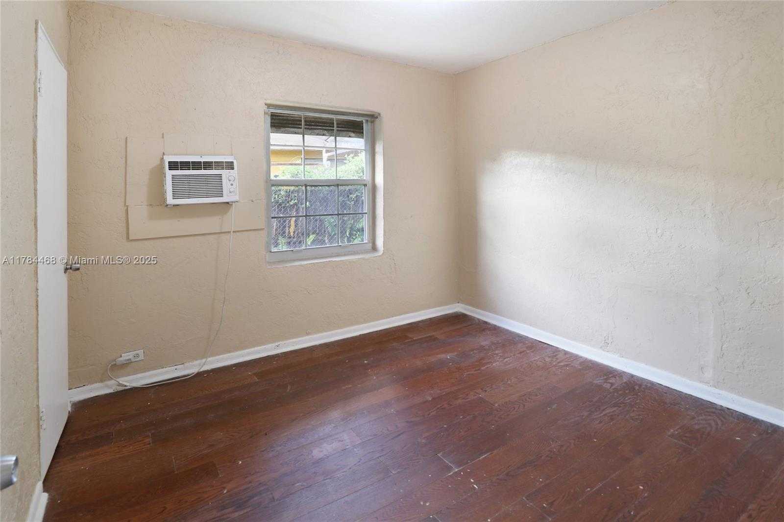 Small Image of 723 NORTH WEST 15TH WAY, Fort Lauderdale Number 14