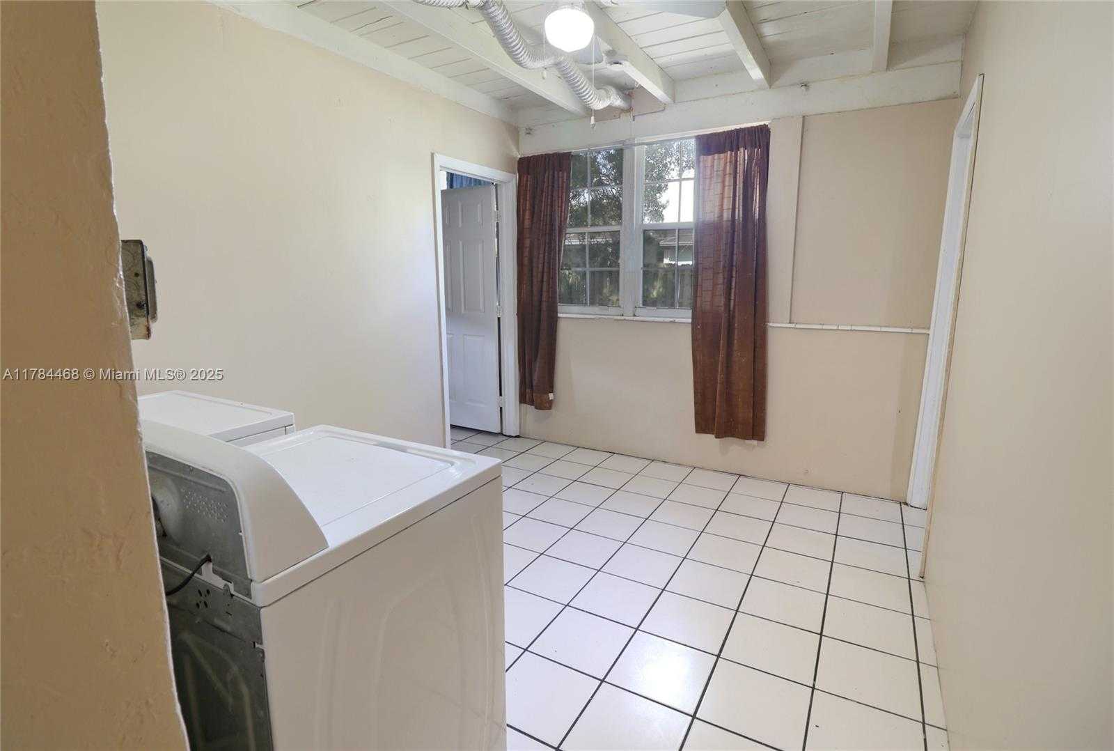 Small Image of 723 NORTH WEST 15TH WAY, Fort Lauderdale Number 18