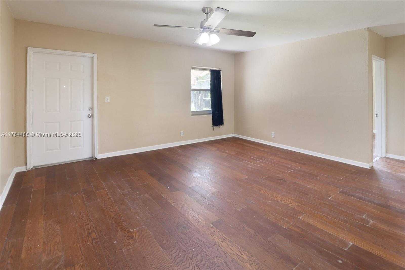 Small Image of 723 NORTH WEST 15TH WAY, Fort Lauderdale Number 5