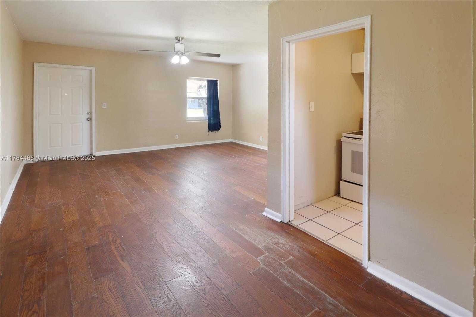 Small Image of 723 NORTH WEST 15TH WAY, Fort Lauderdale Number 7