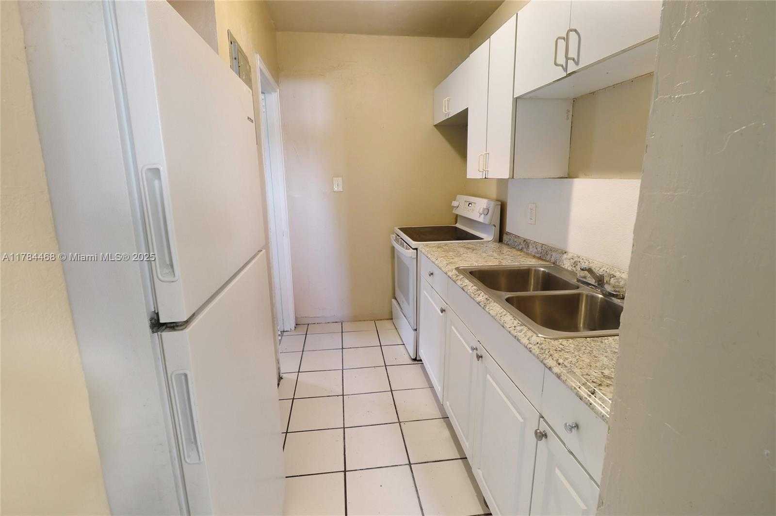 Small Image of 723 NORTH WEST 15TH WAY, Fort Lauderdale Number 9