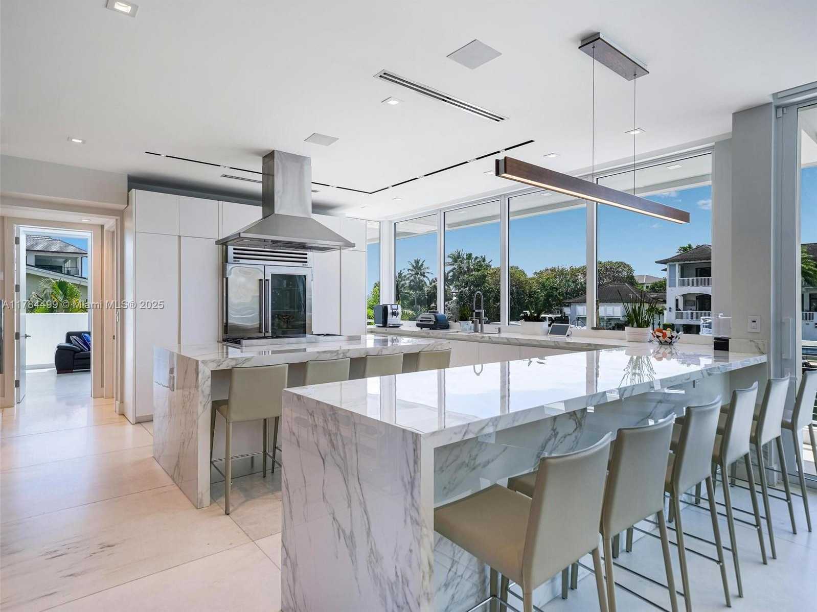 Small Image of 830 LUGO AVE, Coral Gables Number 14