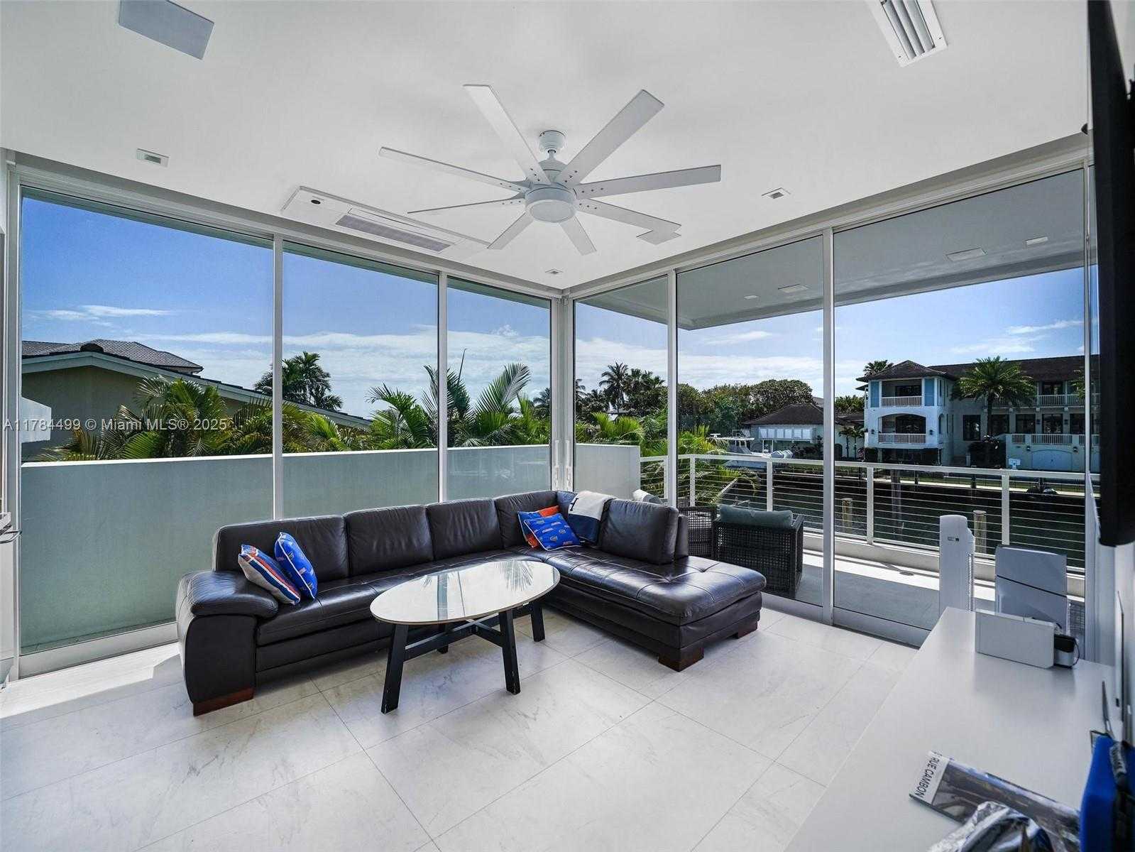 Small Image of 830 LUGO AVE, Coral Gables Number 22