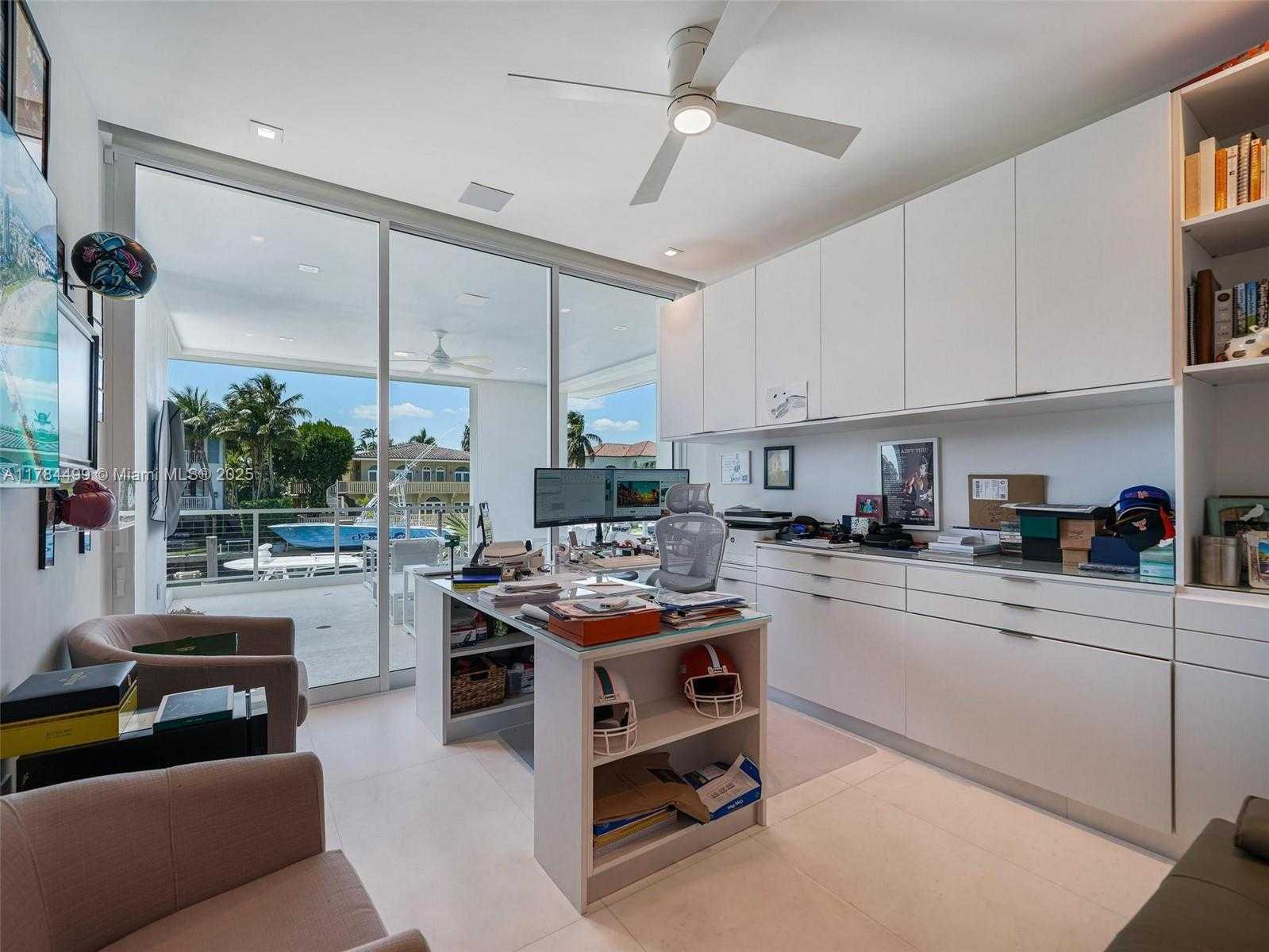 Small Image of 830 LUGO AVE, Coral Gables Number 28