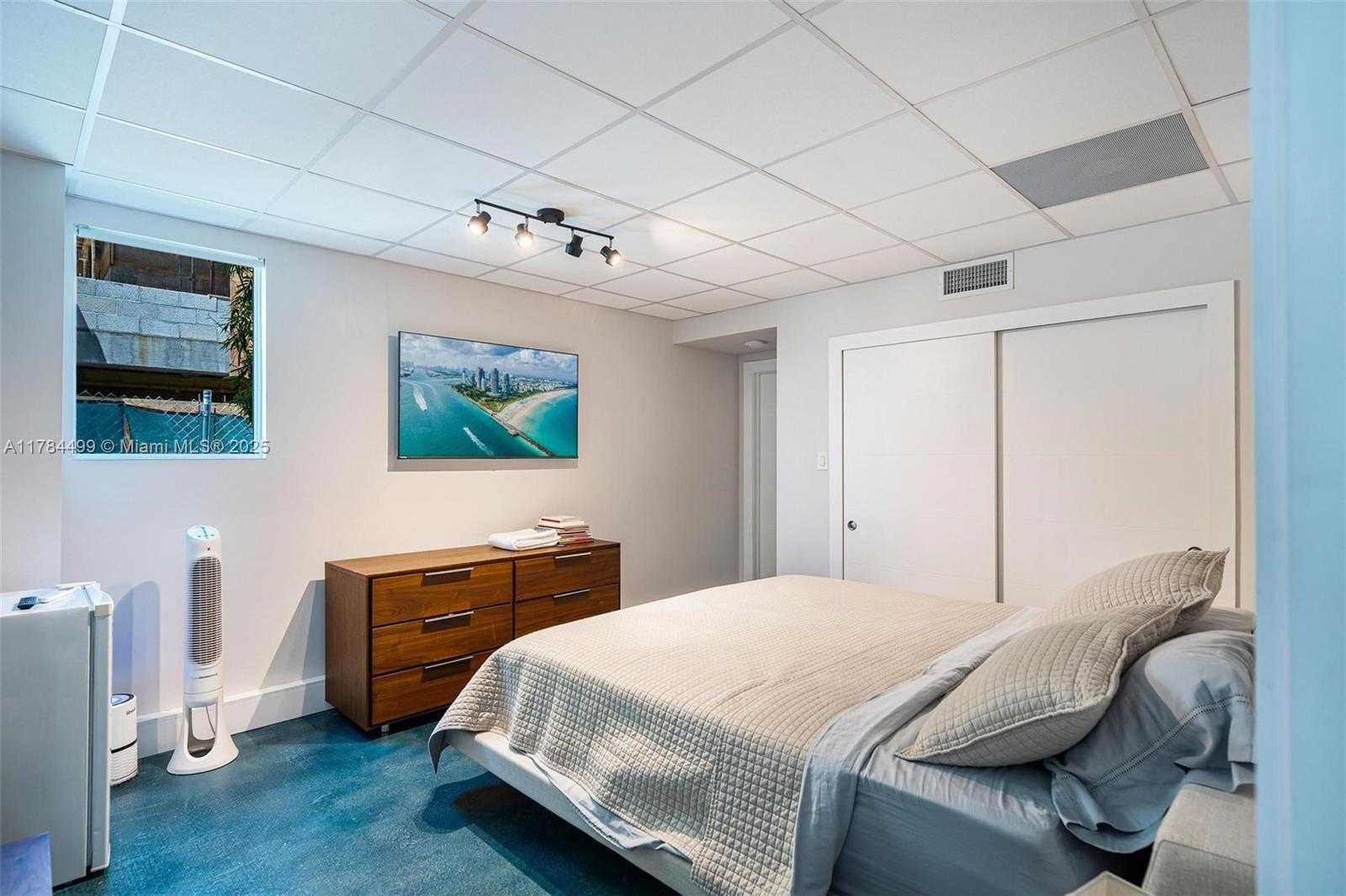 Small Image of 830 LUGO AVE, Coral Gables Number 51