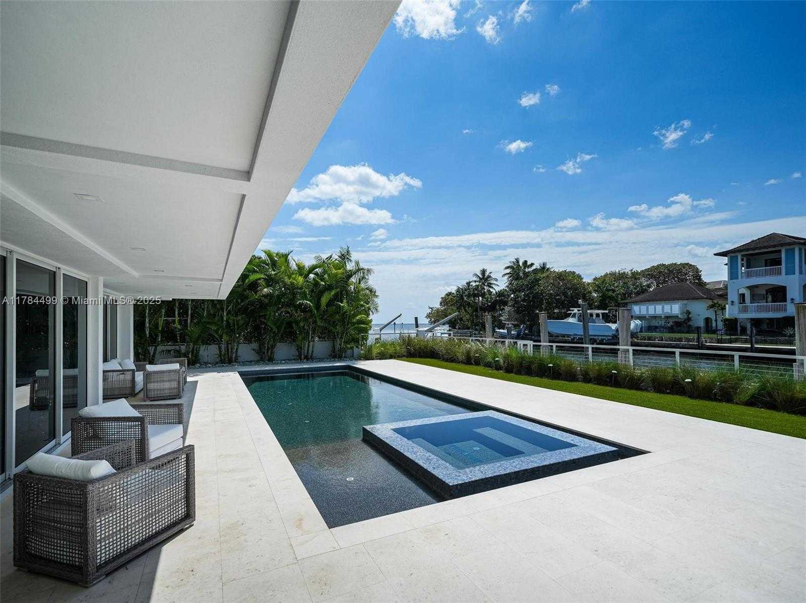 Small Image of 830 LUGO AVE, Coral Gables Number 56