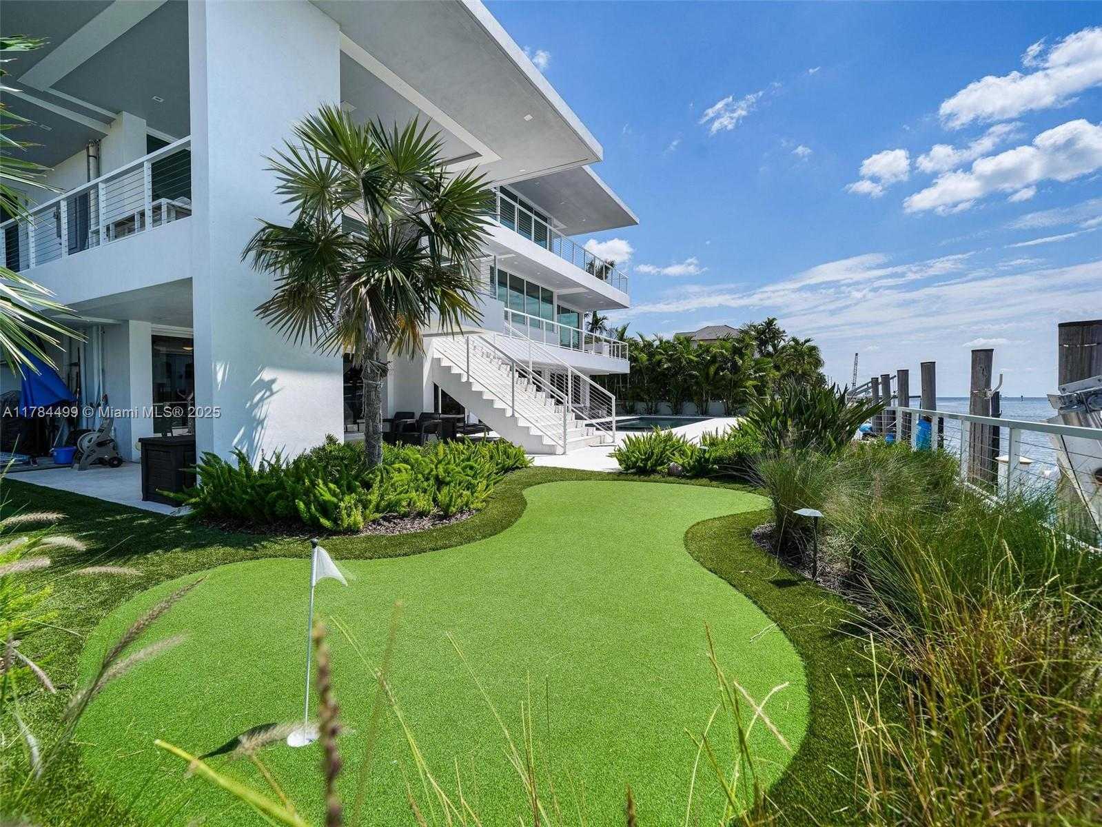 Small Image of 830 LUGO AVE, Coral Gables Number 57