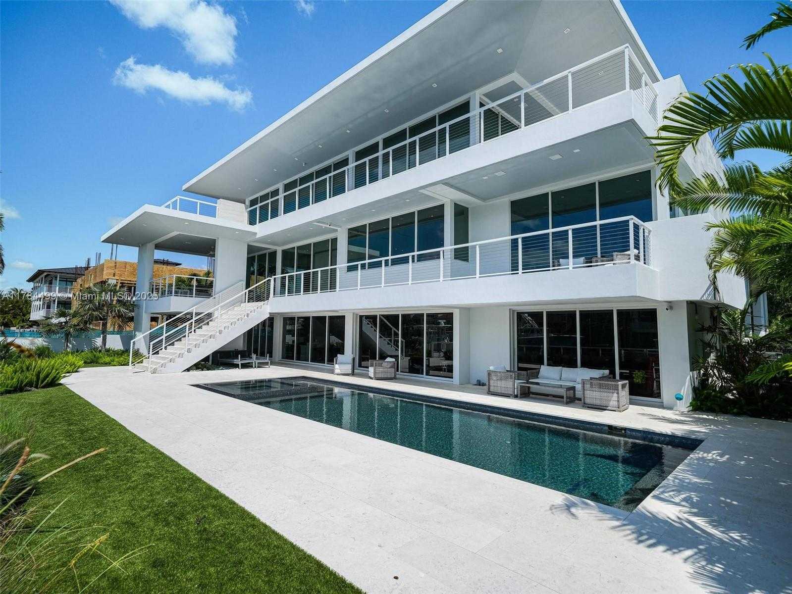 Small Image of 830 LUGO AVE, Coral Gables Number 61