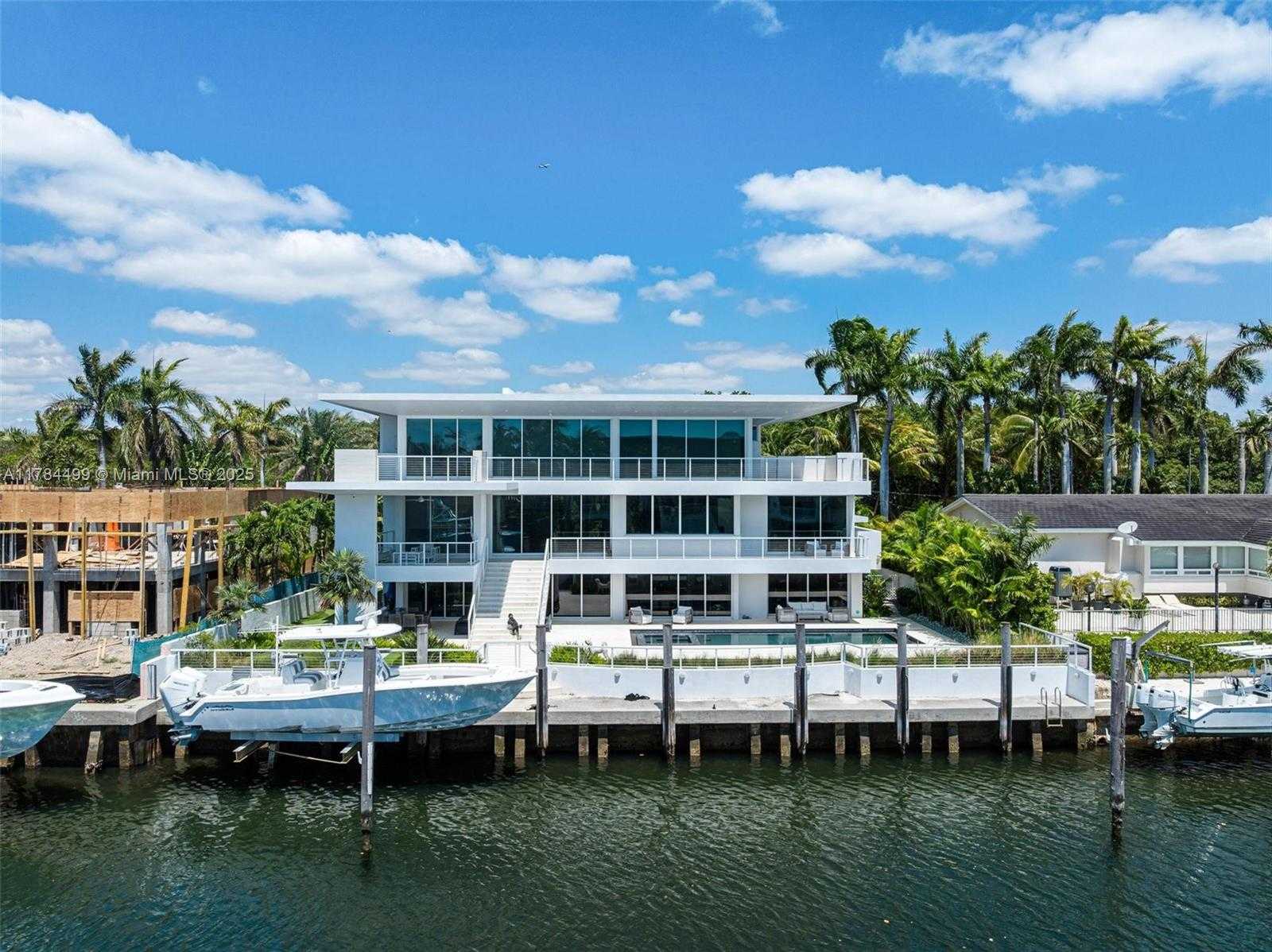 Small Image of 830 LUGO AVE, Coral Gables Number 62