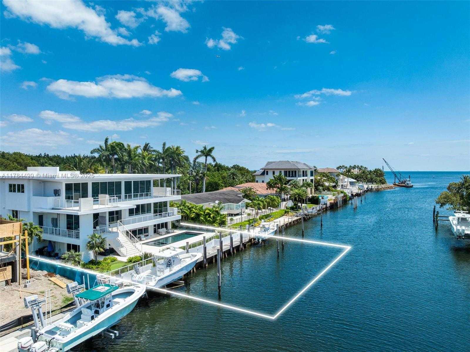 Small Image of 830 LUGO AVE, Coral Gables Number 67