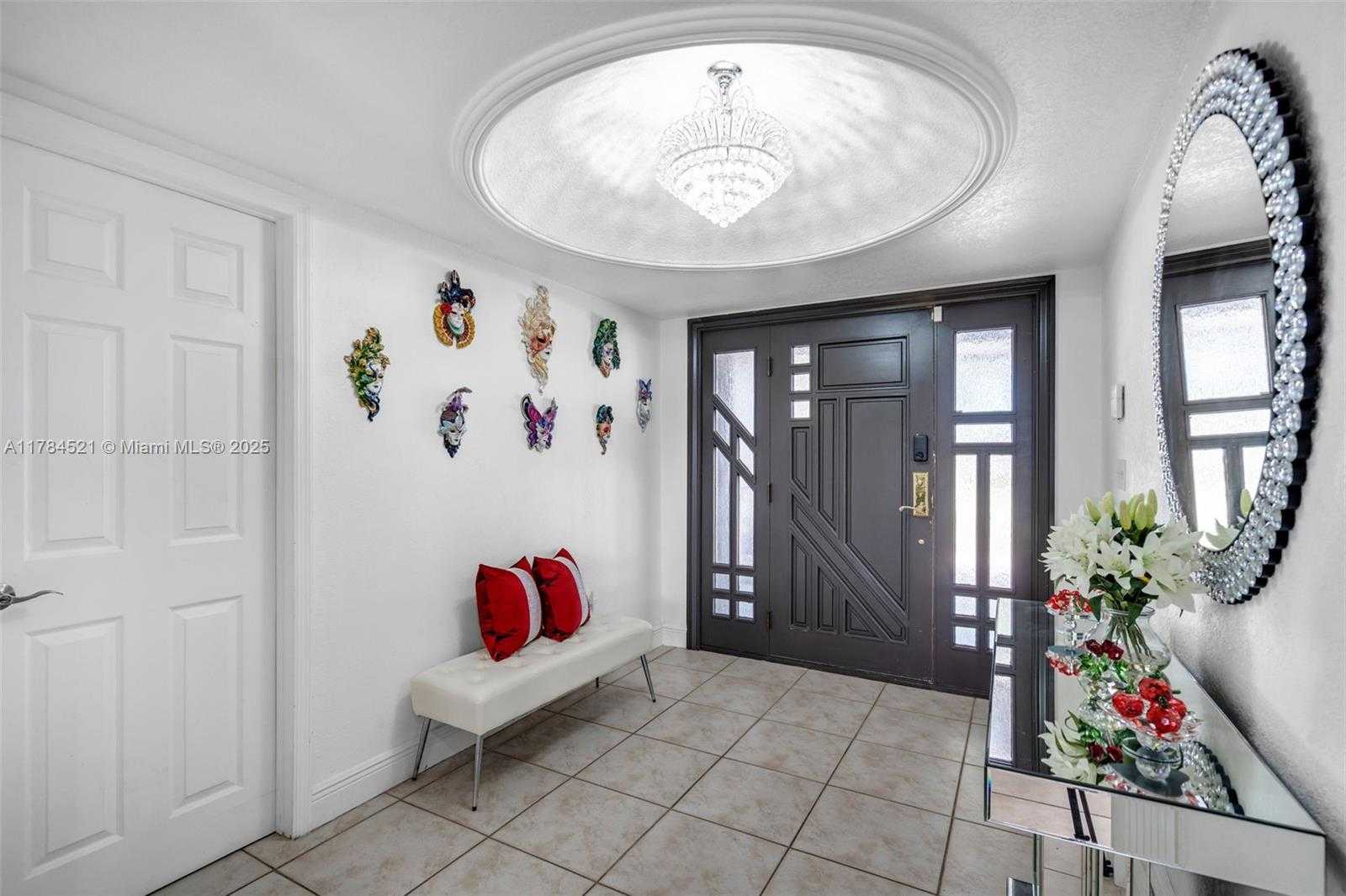 Small Image of 19640 WEST SAINT ANDREWS DR, Hialeah Number 8