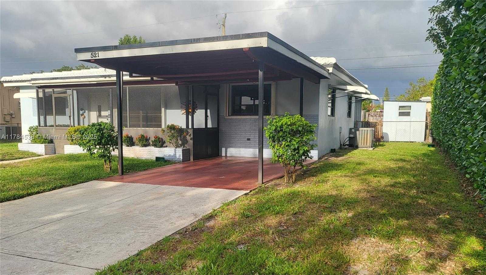 Small Image of 521 NORTH 70TH WAY, Hollywood Number 2