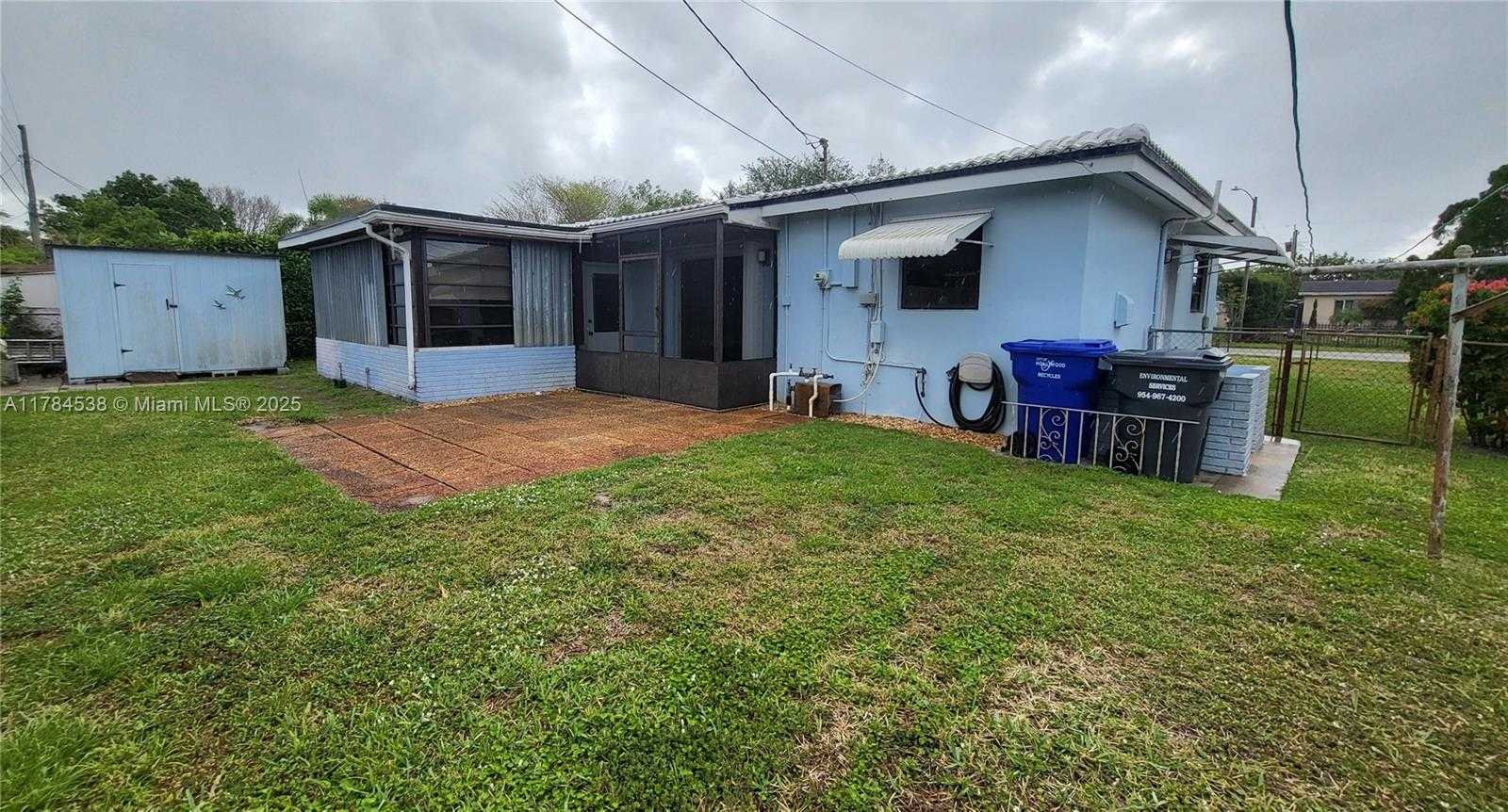 Small Image of 521 NORTH 70TH WAY, Hollywood Number 27