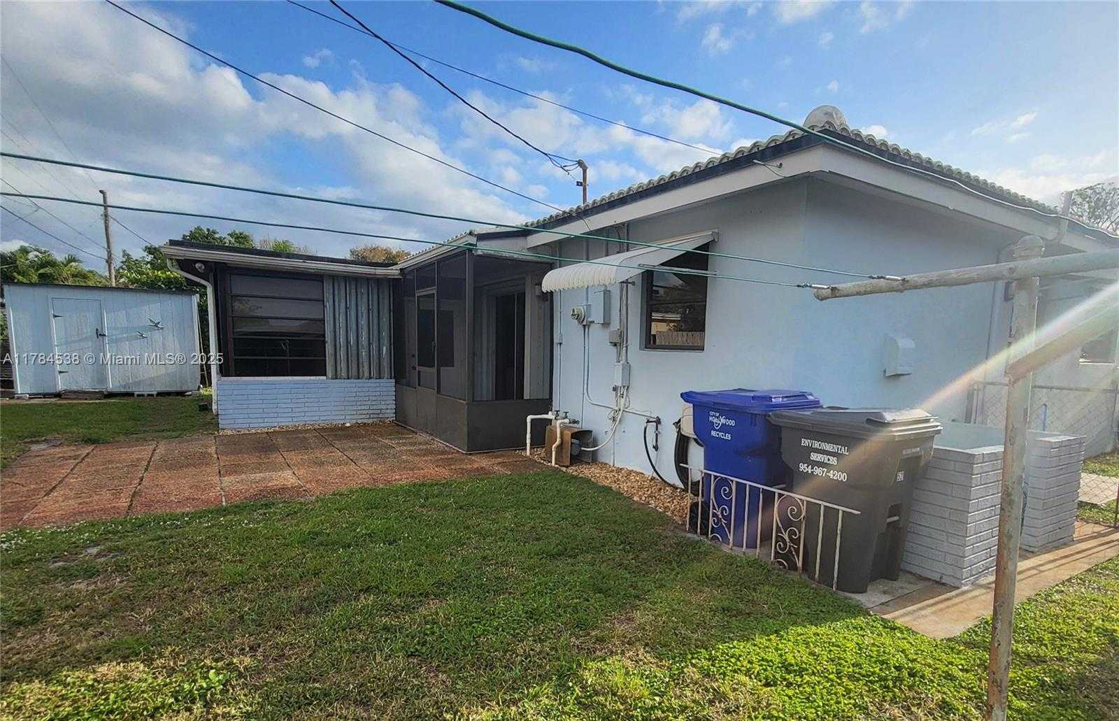 Small Image of 521 NORTH 70TH WAY, Hollywood Number 36