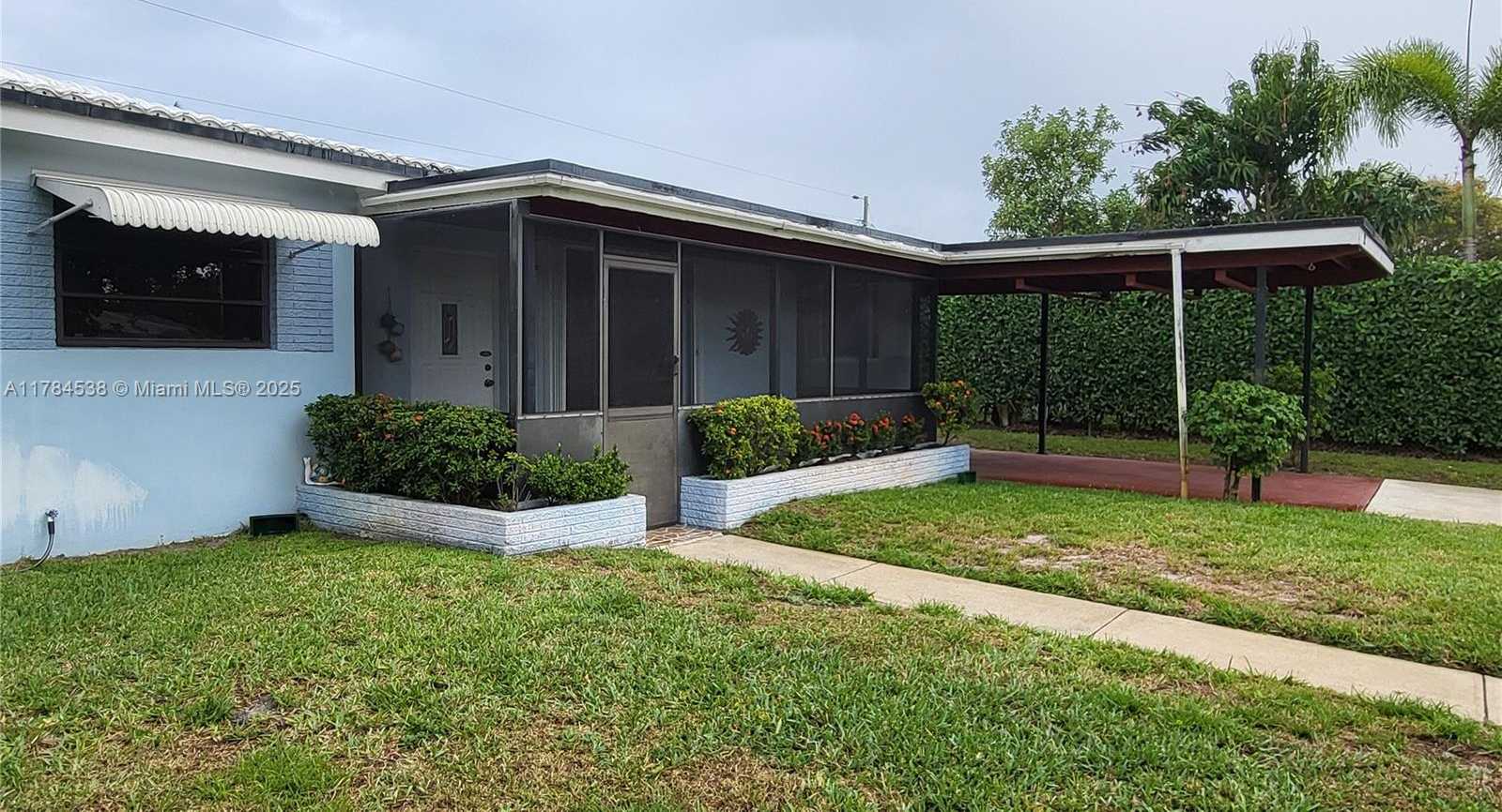 Small Image of 521 NORTH 70TH WAY, Hollywood Number 4