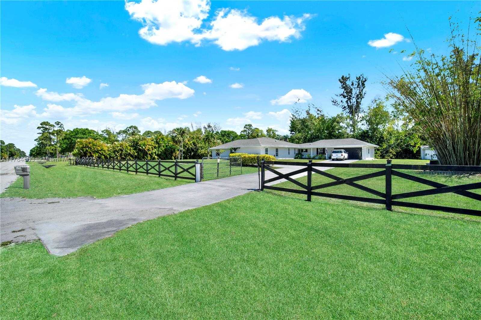 Small Image of 17746 48TH CT N, Loxahatchee Number 2