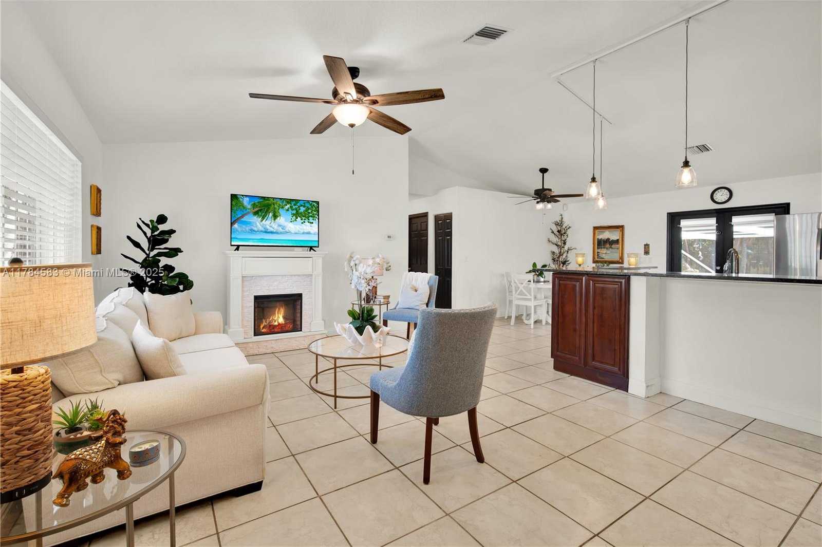 Small Image of 17746 48TH CT N, Loxahatchee Number 9