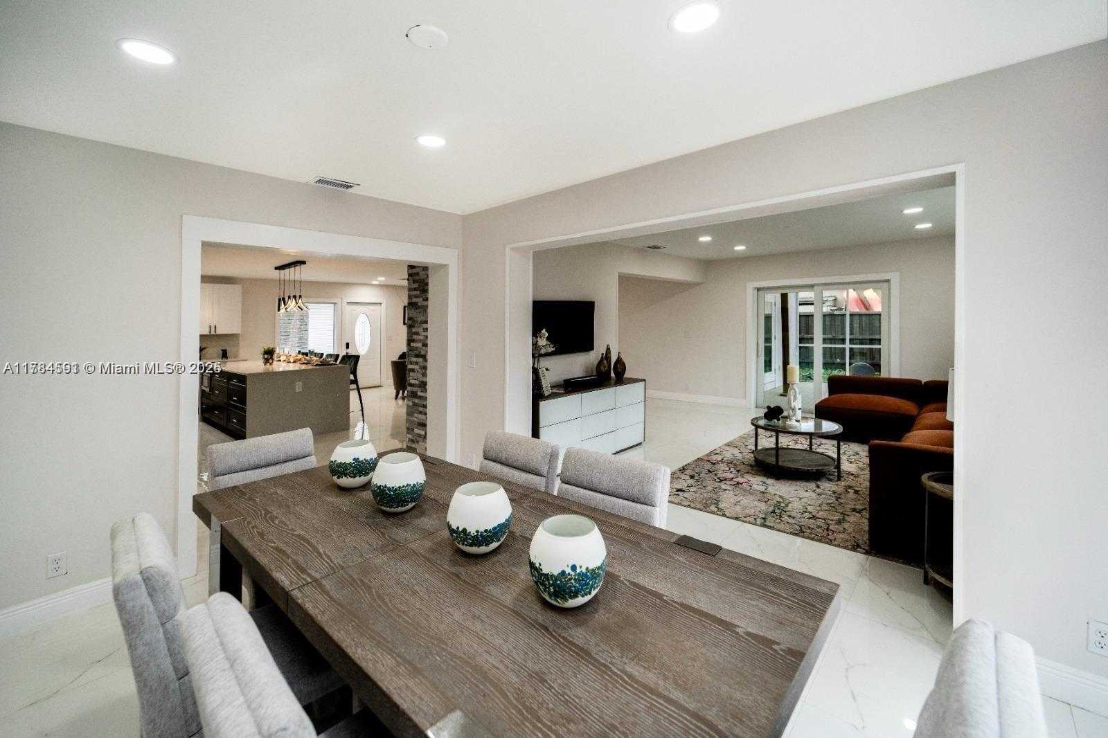 Small Image of 5820 SOUTH WEST 17TH ST, Plantation Number 15
