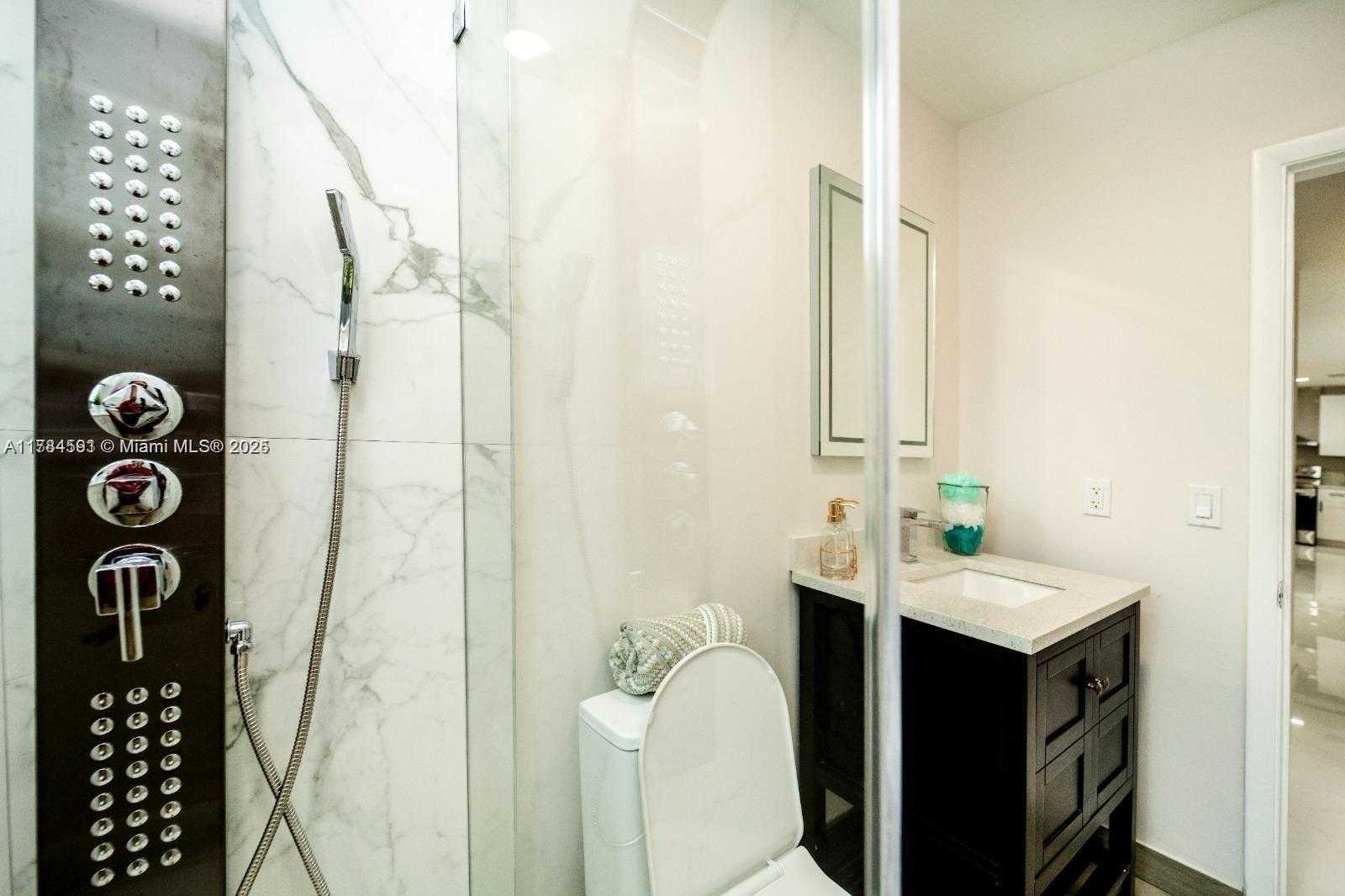 Small Image of 5820 SOUTH WEST 17TH ST, Plantation Number 25