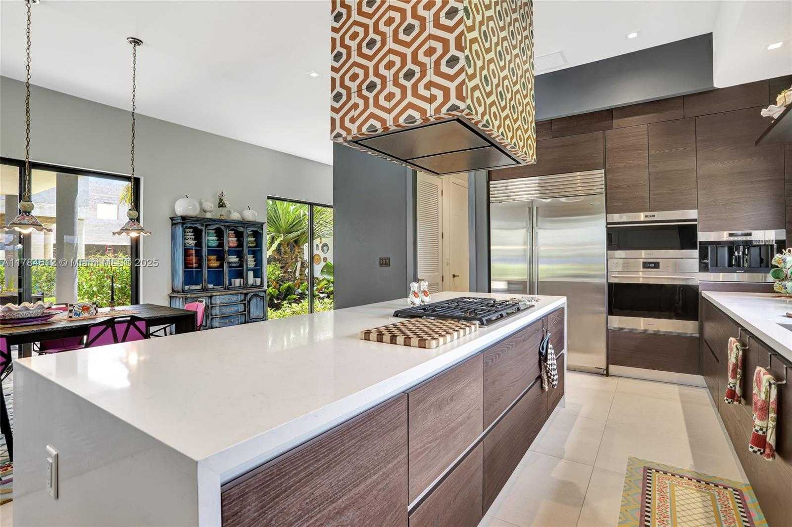 Small Image of 16709 NORTH BOTANIKO DR, Weston Number 23